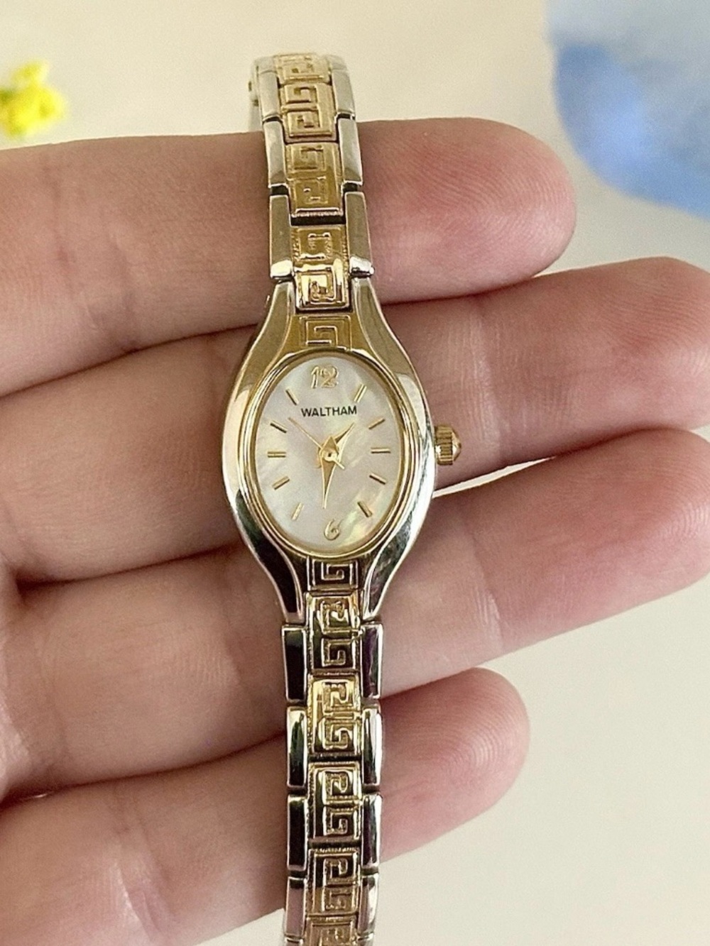 Vintage Waltham Mother of Pearl Elegant Two-Tone Greek Link Bracelet Watch WORKS